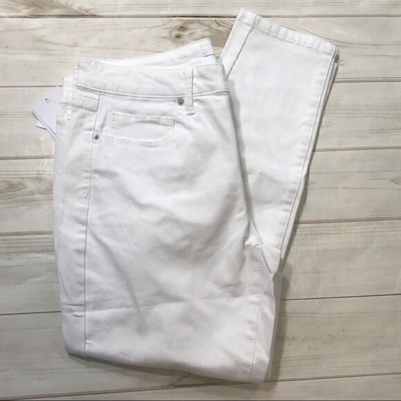 NEW! JustFab Cool Crop Jeans-White Size 31 - Picture 3 of 5